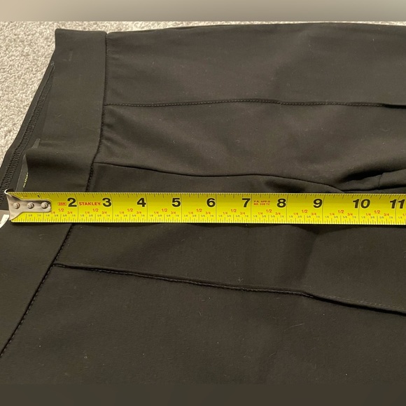 Christian Siriano New York Women's Size M Black Cropped Ponte Pants MSRP $79 - Picture 7 of 13